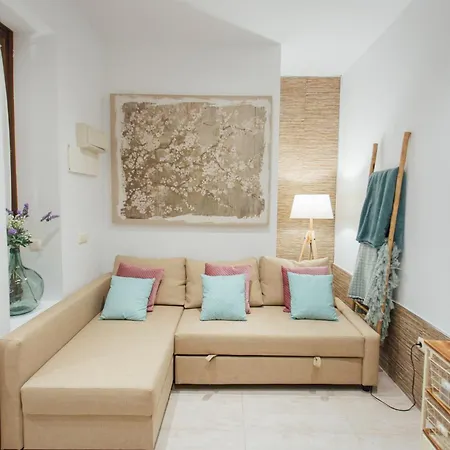 Ferienwohnung Beautiful And Cozy- 1Bd 1Bth- Arenal Center Sevilla Exterior foto