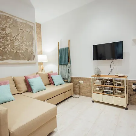 Ferienwohnung Beautiful And Cozy- 1Bd 1Bth- Arenal Center Sevilla Exterior foto
