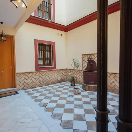 Ferienwohnung Beautiful And Cozy- 1Bd 1Bth- Arenal Center Sevilla Exterior foto
